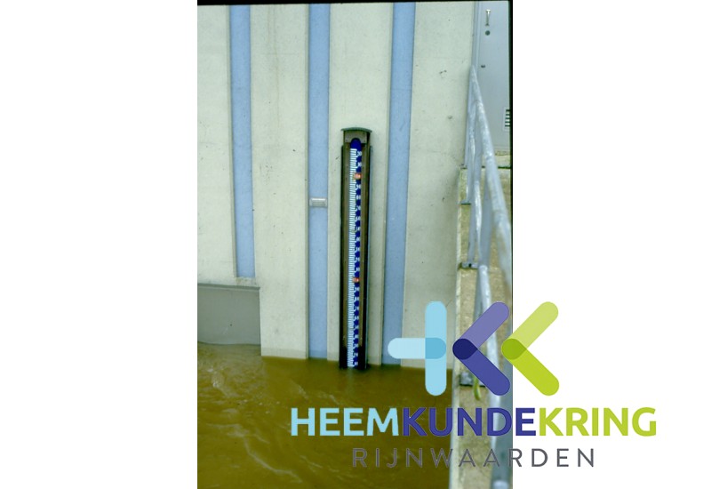 30-03-1988 hoogwater 11.00 uur F00001541